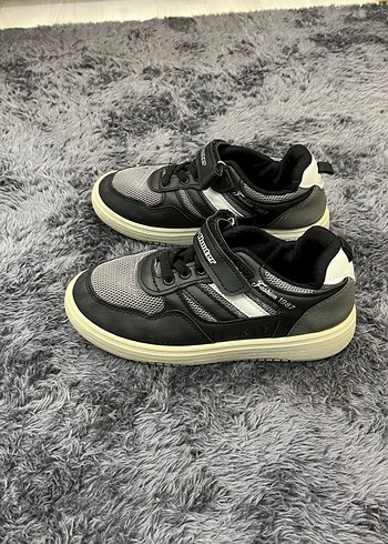 Gri Erkek Çocuk Zebra Desenli Spor Ayakkabı - Görsel 2