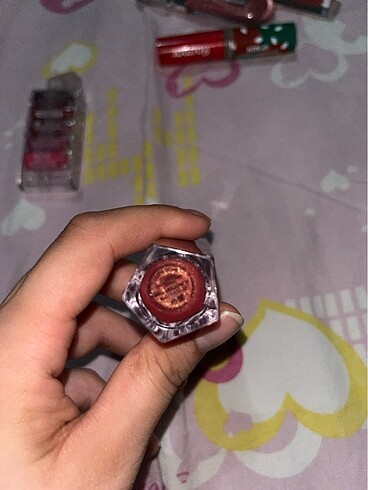 Beden Fenty gloss