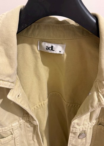 Bej Düğmeli Kadın Denim Ceket - Görsel 4