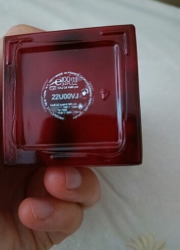 Armani 100ml edp ürünler sürekli satıldığı için lütfen msj atin detayla