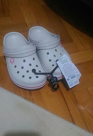 crocs terlik
