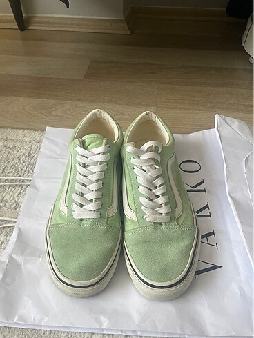 Vans old school