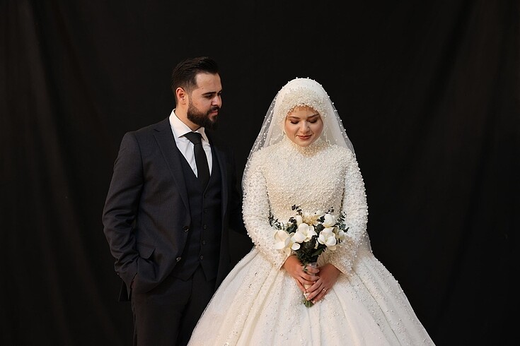 İncili vintage tesettür Gelinlik