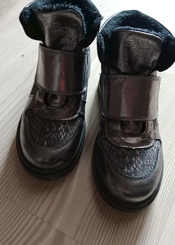 Gri Yılan Desenli cocuk Botu