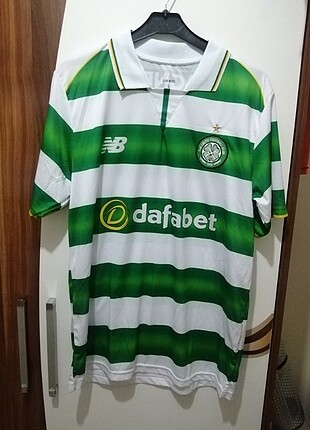 Celtic forma tişört