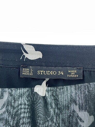 34 Beden siyah Renk PreLoved Bluz %70 İndirimli.