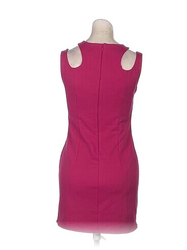 l Beden PreLoved Kısa Elbise %70 İndirimli.