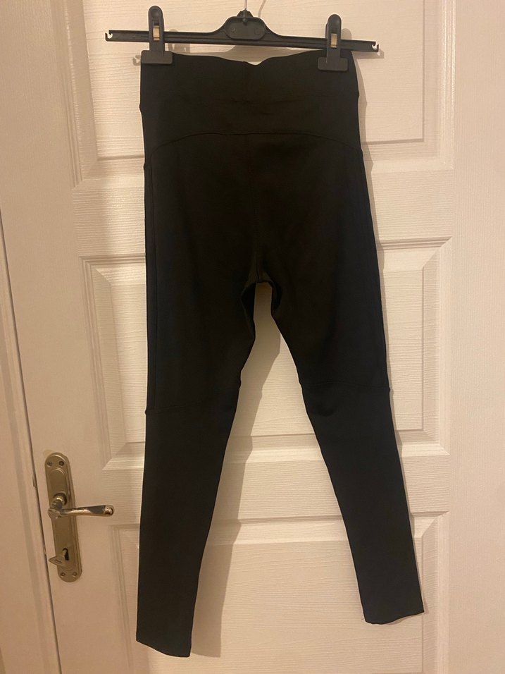 Siyah Kadın Spor Tayt - Görsel 4