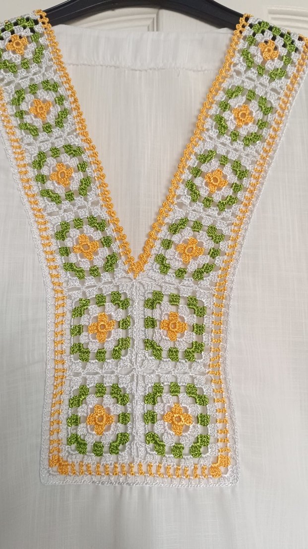 Nakışlı Boncuklu V Yaka Beyaz Pareo - Görsel 2