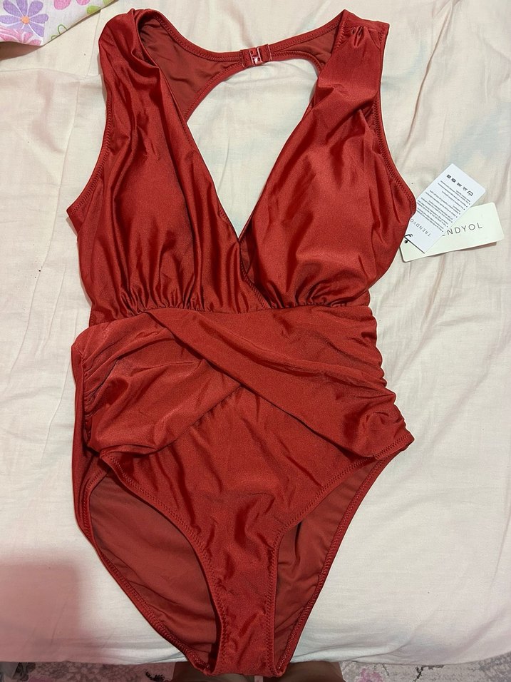 Bordo Drapeli Strappy Kadın Mayo - Görsel 4