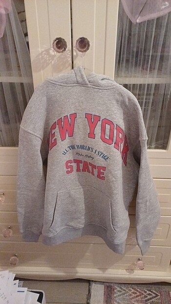 Grimelange sweatshirt