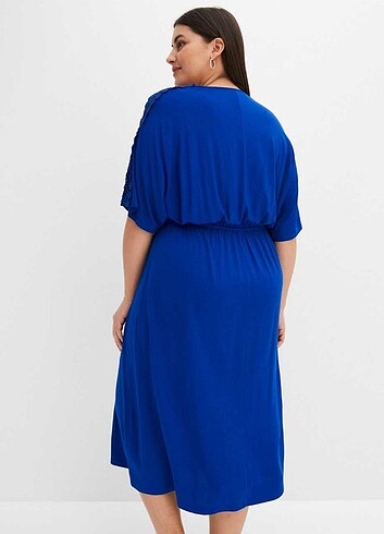 46 Beden mavi Renk dantel detaylı yeni sezon elbise 