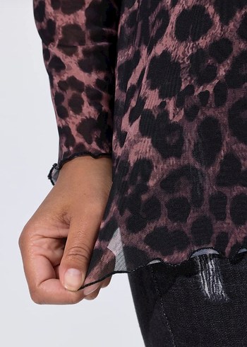 48 Beden Leopar Desenli Tül Bluz