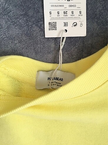 Pull and Bear Sweatshiet