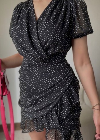 Siyah Puantiyeli Drapeli Mini Elbise - Görsel 2