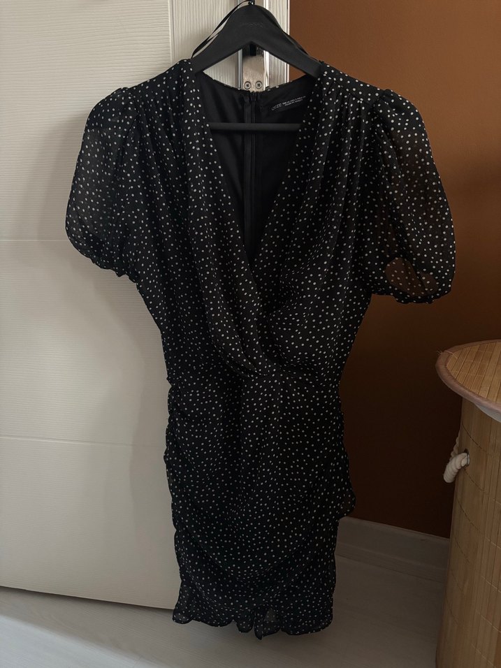 Siyah Puantiyeli Drapeli Mini Elbise - Görsel 4