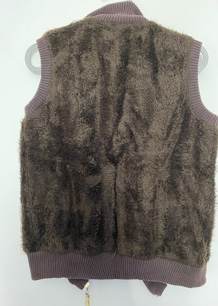 Tüylü yelek - Görsel 3