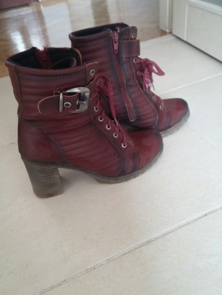 bordo renkli bot