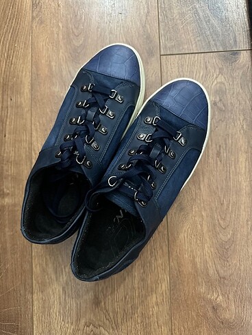 DKNY Dkny lacivert sneaker çok az kullanılmış