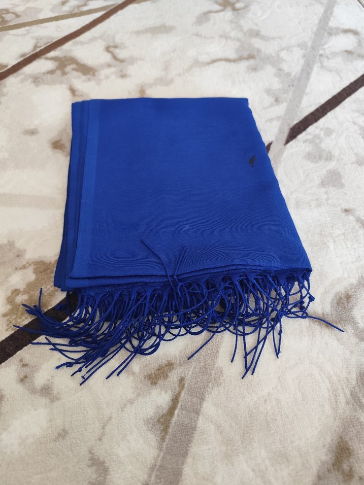 Püsküllü Kadın Lacivert Şal - Görsel 4