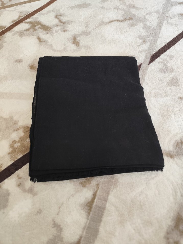Siyah Kadın Şal - Görsel 5