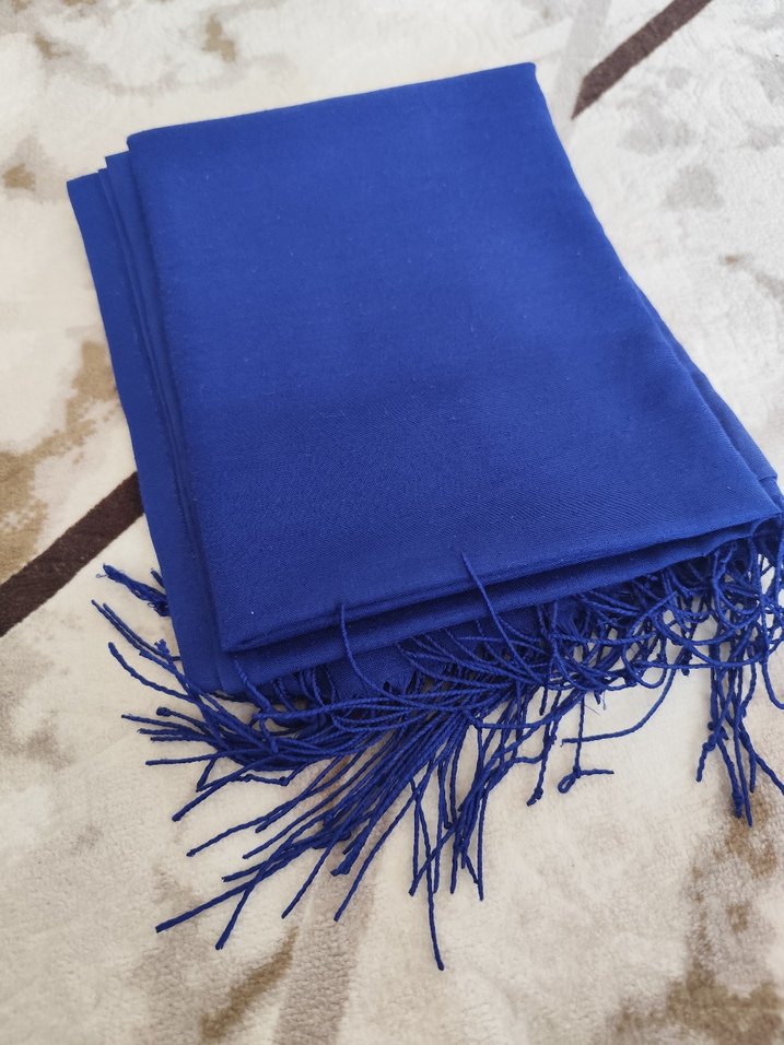 Püsküllü Mavi Kadın Şal - Görsel 3