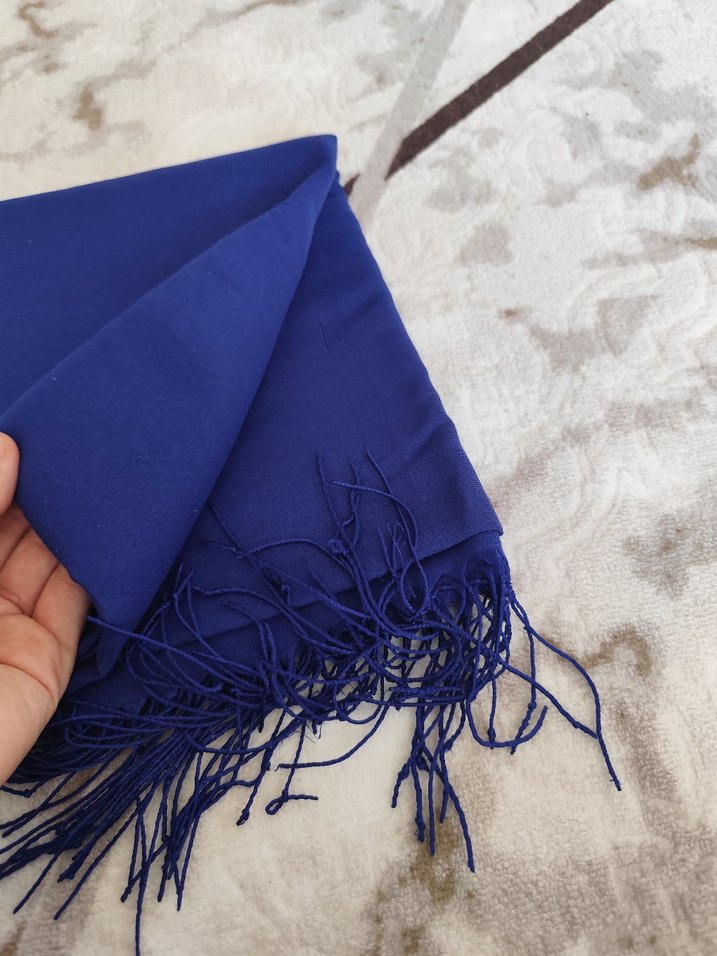 Püsküllü Mavi Kadın Şal - Görsel 4