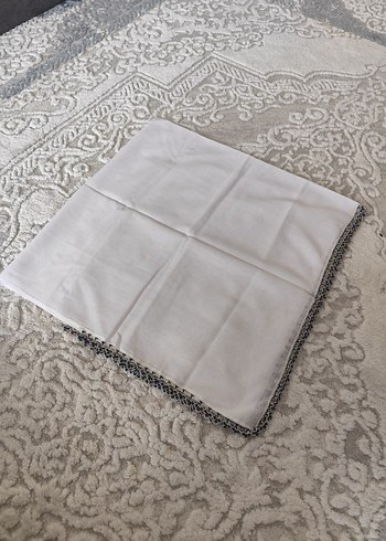 Boncuk Detaylı Beyaz Kadın Fular - Görsel 5