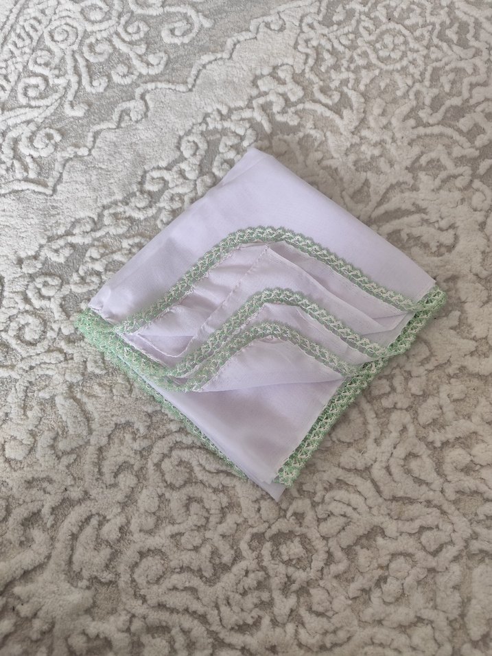 Boncuk Detaylı Beyaz Kadın Eşarp - Görsel 2