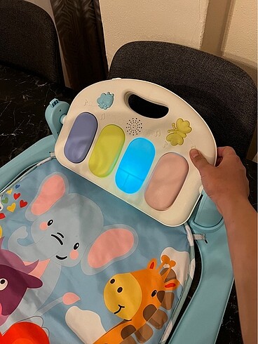 Beden Renk Piyanolu oyun halısı