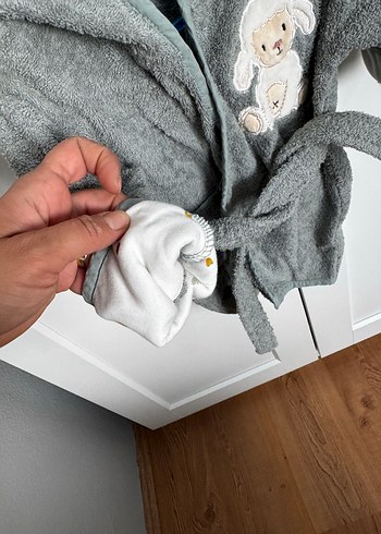 Kapüşonlu Erkek Çocuk Bornoz Gri - Görsel 5