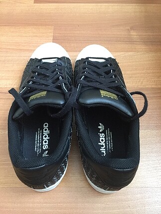 Orijinal Adidas Süperstar 41,5 numara