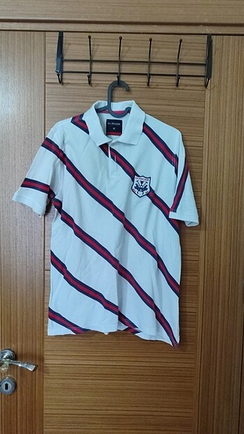 Orijinal Üs polo assn M beden koltuk altından enine 51 cm omuzda