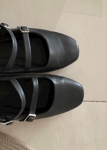 38 Beden Siyah bershka babet