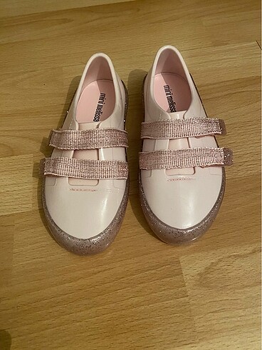 Mini melissa ayakkabı
