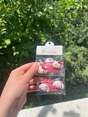 Hello kitty ve tavşanlı çıtçıtlı toka