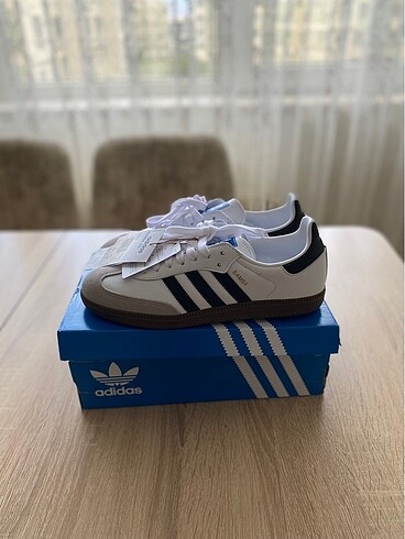 Adidas Samba