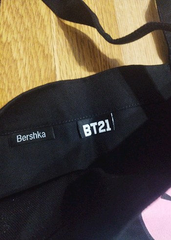 BT21 Baskılı Siyah Kadın Omuz Çantası - Görsel 3