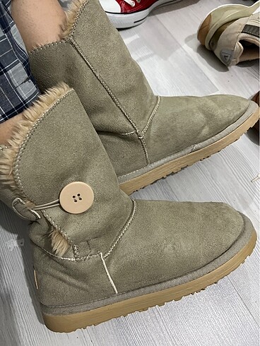 Krem ugg