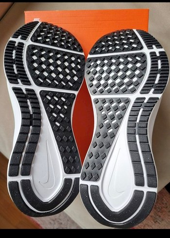 Nike Air Zoom Structure  DJ7883-104  - 45 - Görsel 2