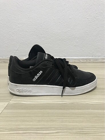 Orijinal adidas ayakkabı