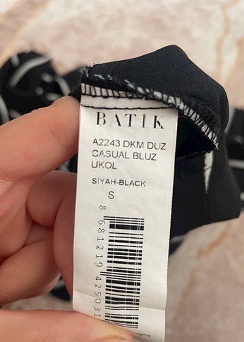 Batik Düğmeli Siyah Çizgili Uzun Kollu Kadın Gömlek