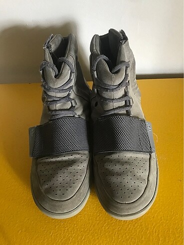 Adidas yeezy erkek ayakkabısı