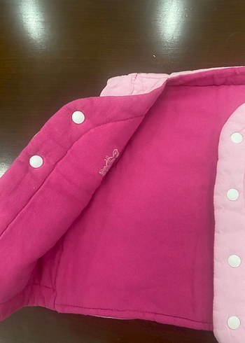 Kız Çocuk Pembe Düğmeli çift taraflı Yelek - Görsel 3
