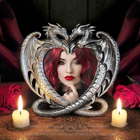 Dragons Heart Gothic Çerçeve