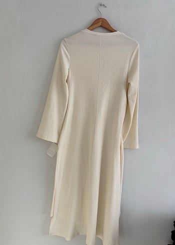 Beyaz Drapeli Uzun Elbise - Görsel 4