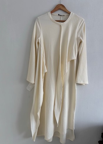 Beyaz Drapeli Uzun Elbise - Görsel 5