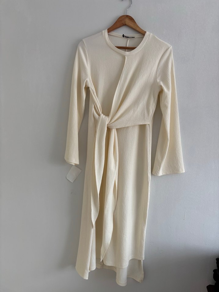 Beyaz Drapeli Uzun Elbise - Görsel 3