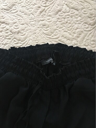 40 Beden siyah Renk Siyah geniş paça pantolon