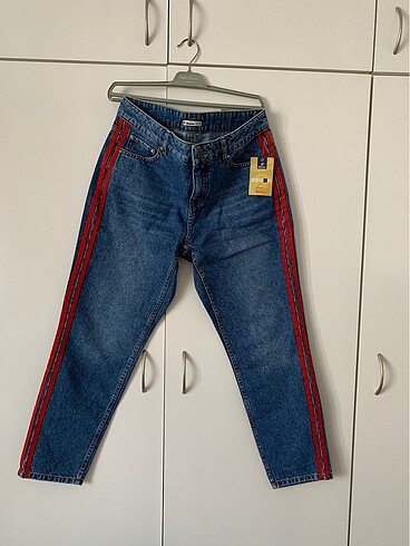 Sıfır etiketli TCHİBO marka,42 beden jean pantolon